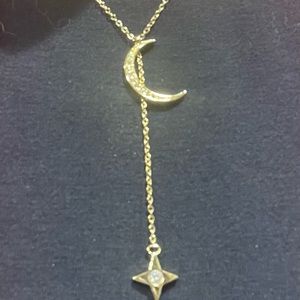 NWT LiliClaspe 18” adjustable gold tone necklace